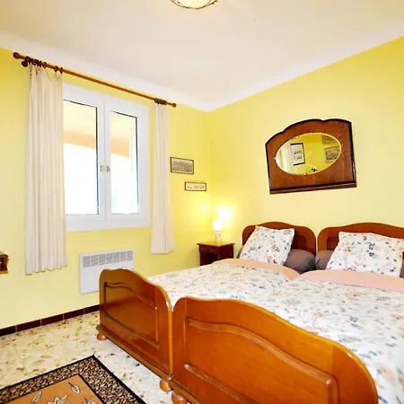 Sea View With Pool In Apartment Argeles-sur-Mer