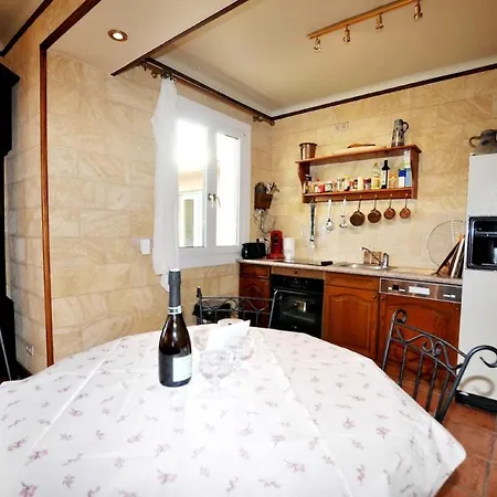 Apartment Sea View With Pool In Argeles-sur-Mer